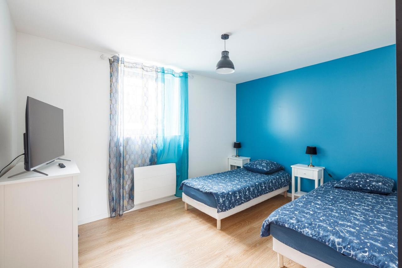 Logement 004 A 300M De La Gare Mantes La Jolie Exteriör bild